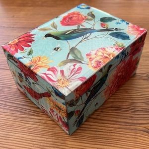 Trinket/Jewelry Box Birds and Floral w/ Glass